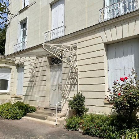 Le Petit Cendriere Apartment Сомюр Екстериор снимка