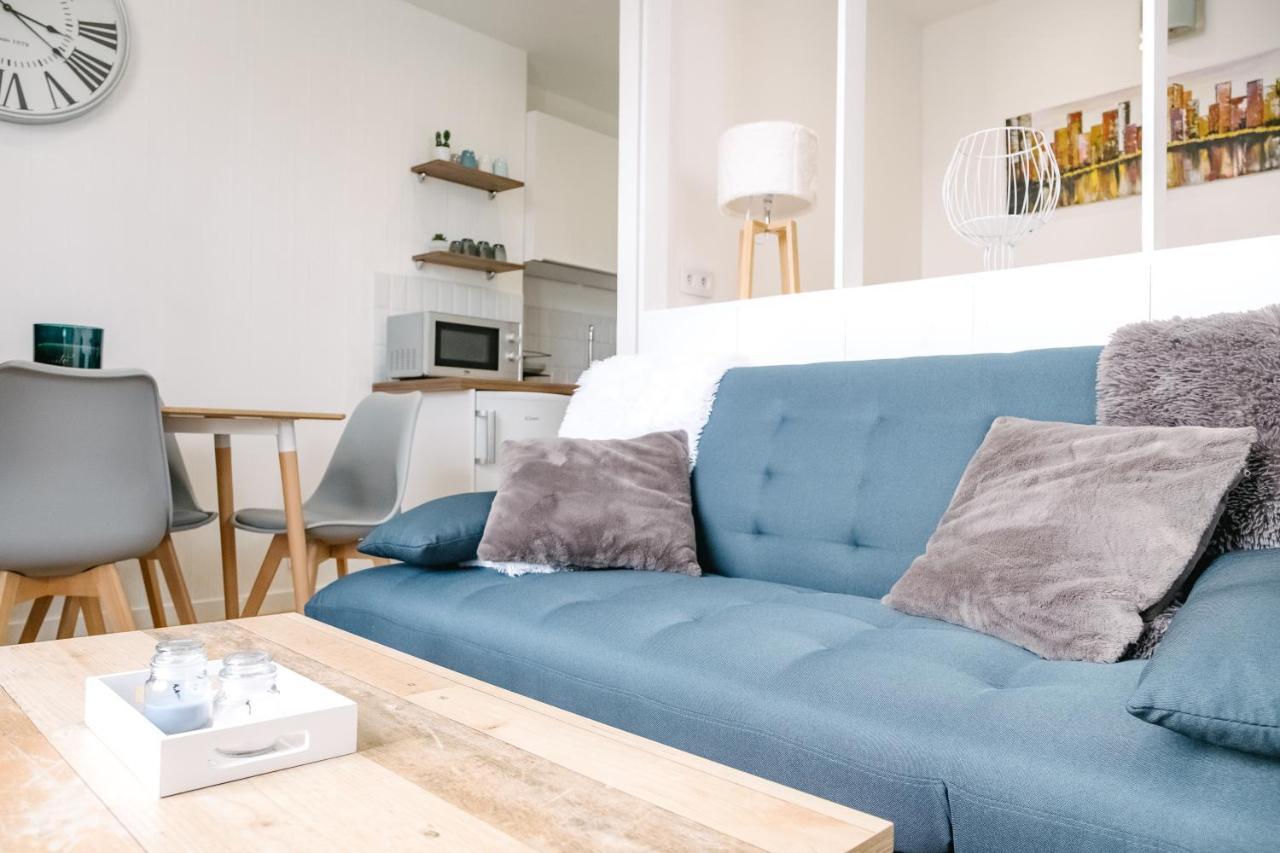 Le Petit Cendriere Apartment Сомюр Екстериор снимка